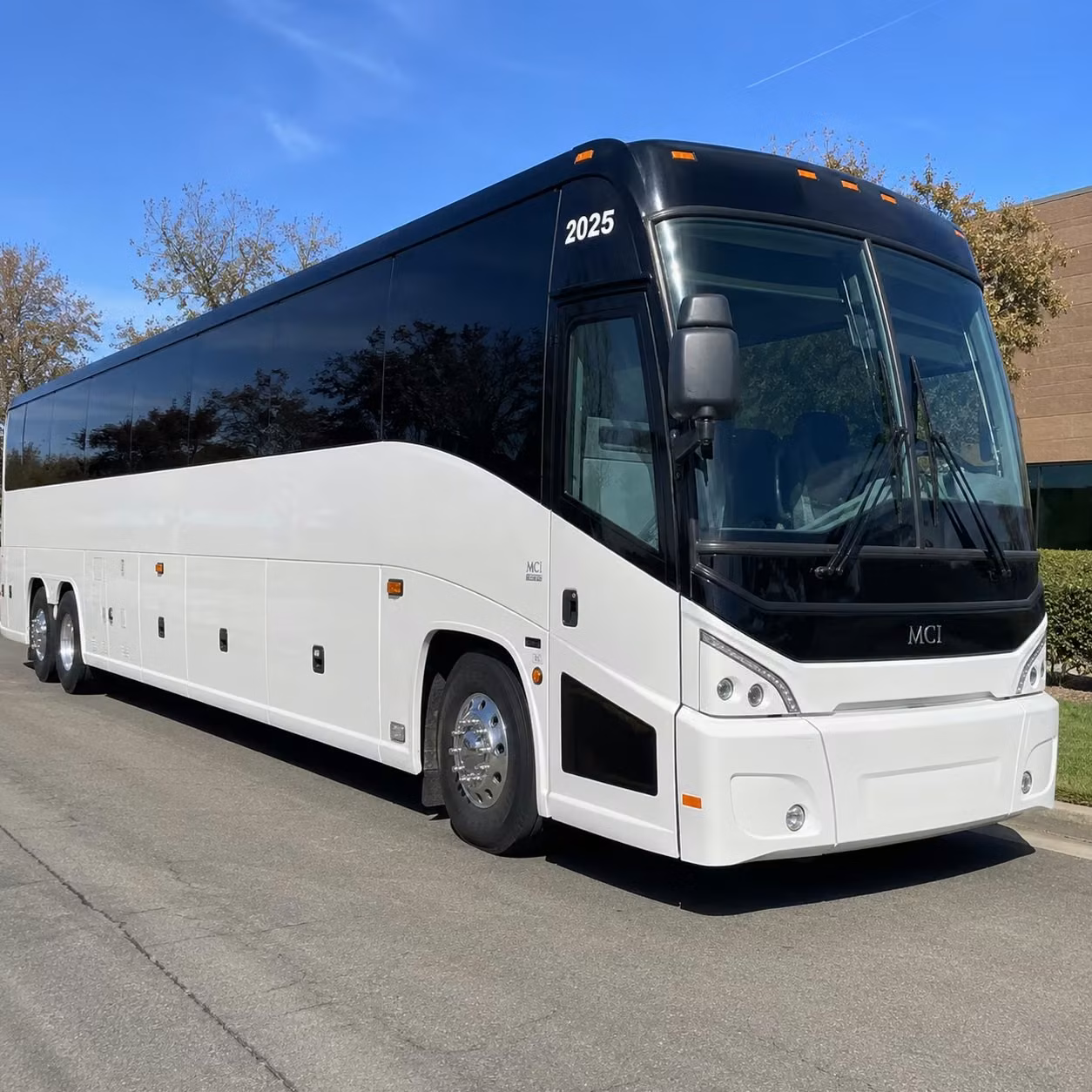 climate pledge arena and seattle concert shuttles from federal way