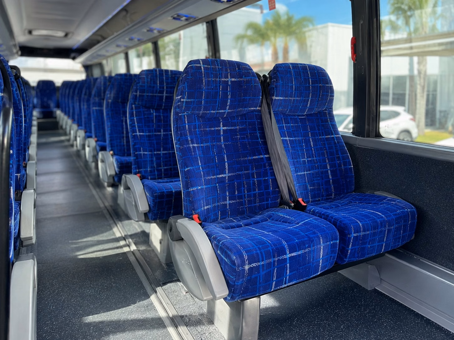 fan bus rentals to lumen field and t mobile park from federal way